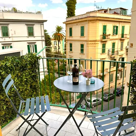 Apartment Materdei Naples