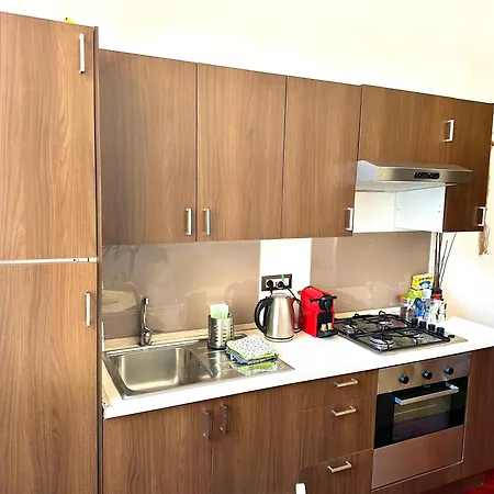Apartment Materdei *