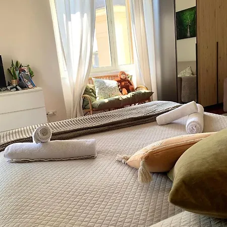 Apartment Materdei Neapel