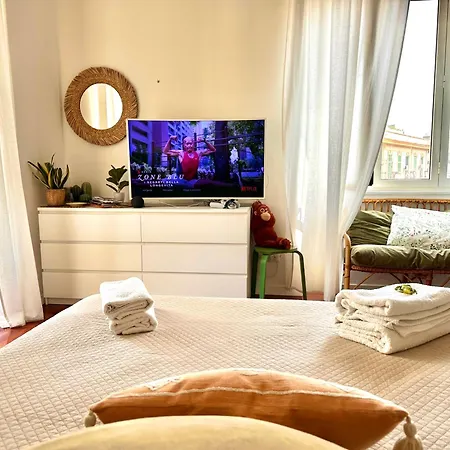 Apartament Materdei